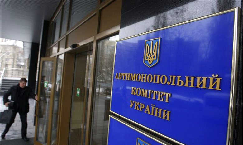 АМКУ анализирует заявление Тигипко на покупку "Кузни на Рыбальском"