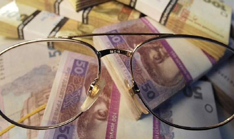 Пенсии в Украине: кто уже получил надбавки