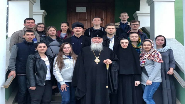 Молодежь с физическими ограничениями совершила паломничество по святым местам Закарпатья