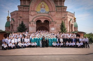 В столичном Голосеевском монастыре приглашают в училище новых студентов
