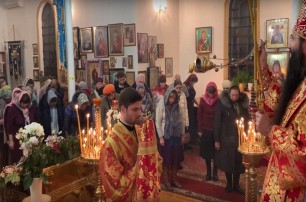 В Виннице верующие УПЦ почтили память святого архиепископа, расстрелянного НКВД