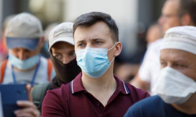Зоны риска: зачем Кабмин изменил правила карантина в Украине