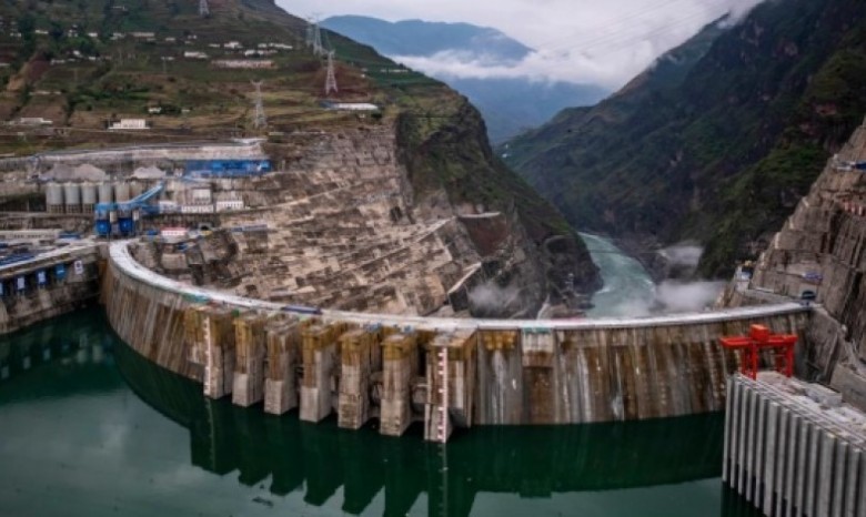 В Китае запустили вторую в мире по мощности ГЭС