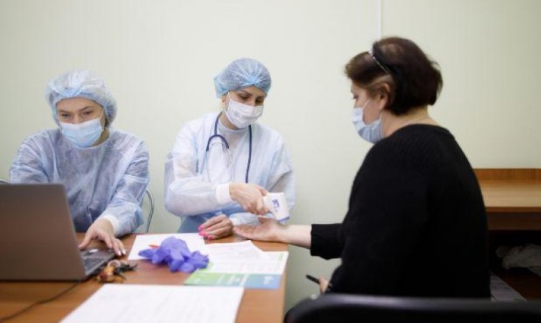 "Купить ковид сертификат". Как в Украине подделывают документы о вакцинации