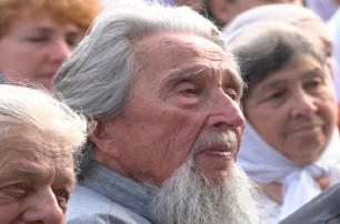 В сети опубликован фильм о 91-летнем священнике УПЦ