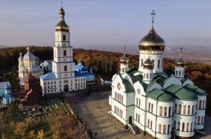 На Буковине Банченский монастырь УПЦ принял 5 тыс беженцев