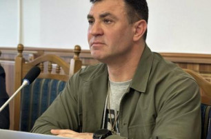 Нардеп Николай Тищенко потребовал немедленно уйти в отставку вице-премьера Александра Кубракова за растрату 76 млрд грн