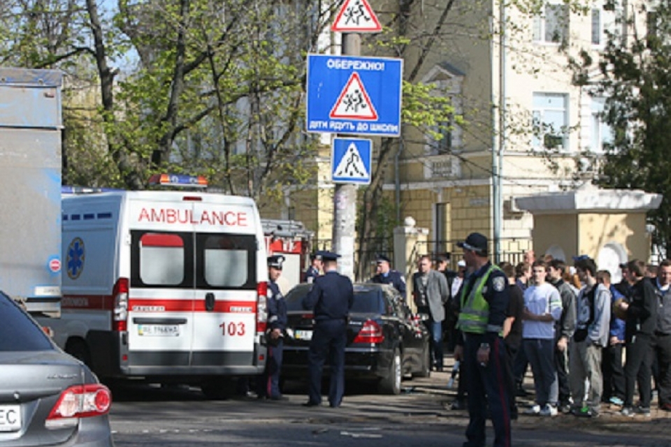 В центре Днепропетровска водитель «Мерседеса» умер за рулем