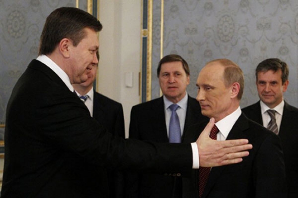 Янукович с Путиным говорят о Таможенном Союзе