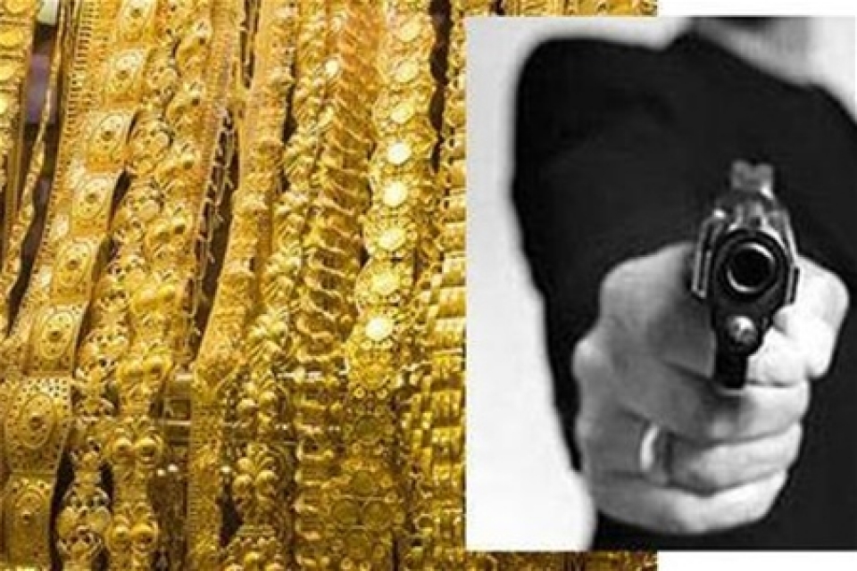Одесские гангстеры с ломом и пистолетом отняли у ювелиров украшения на 130 тыс. грн