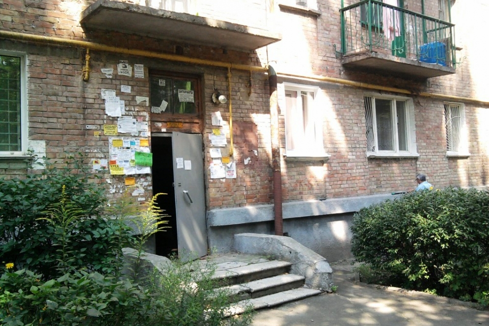 Киевская воровка обчищала незапертые квартиры