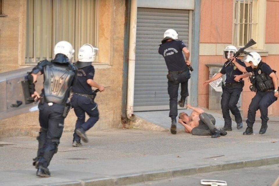 В Турции третий день продолжаются беспорядки