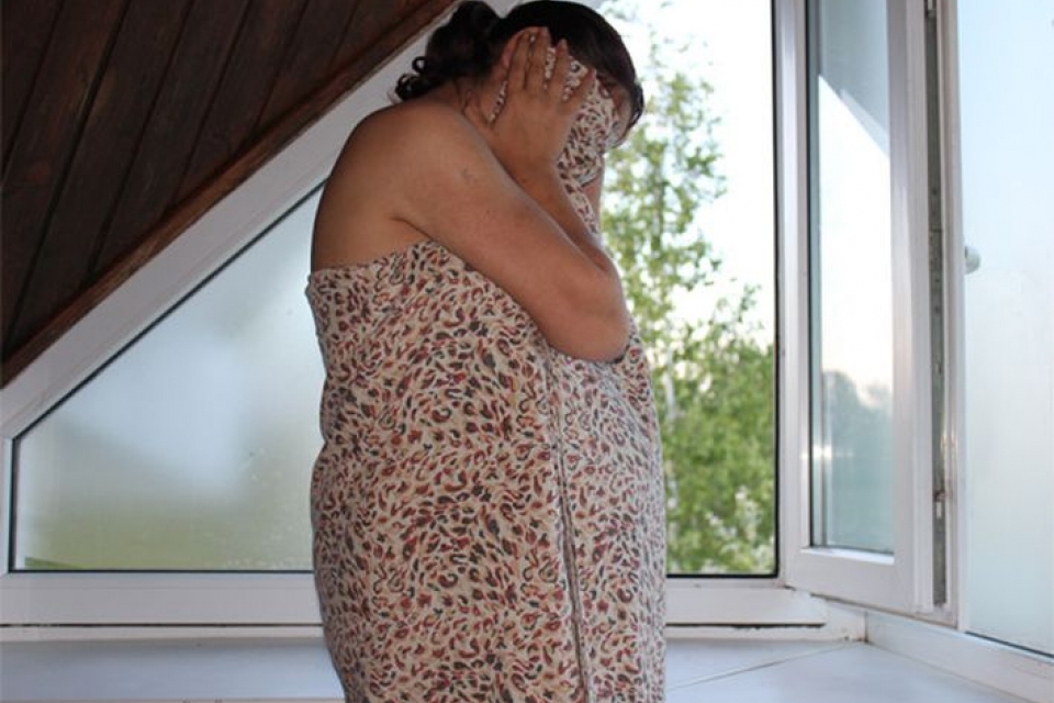 Проститутка на девятом месяце беременности продолжала принимать клиентов