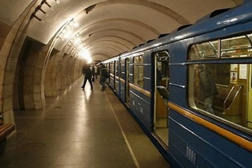 Вечером на час закроют станцию метро «Олимпийская» в Киеве
