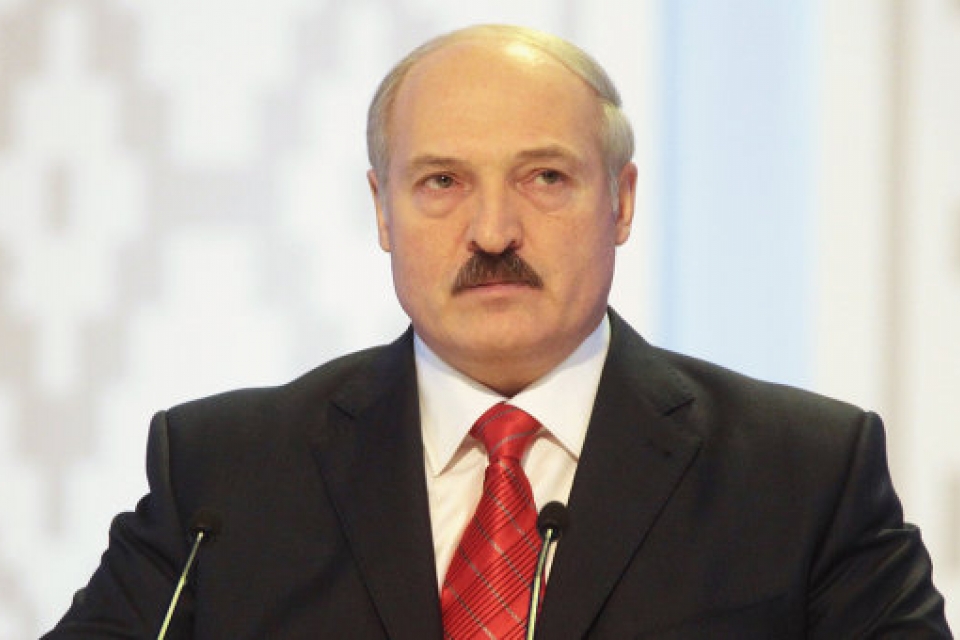 Лукашенко поймал в Припяти огромного сома