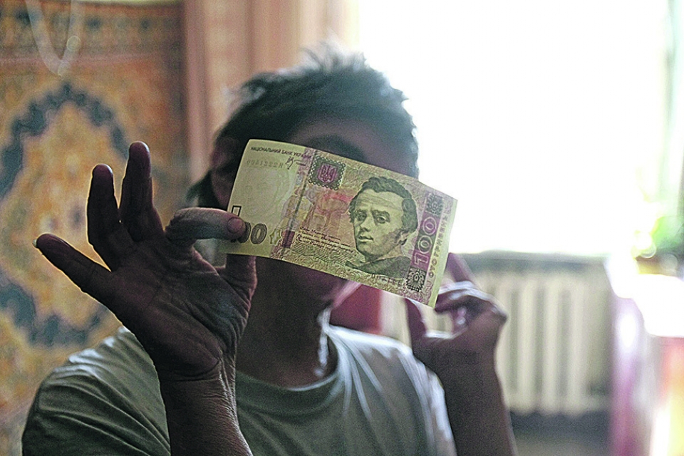 Самая ходовая банкнота Украины — 100 гривен