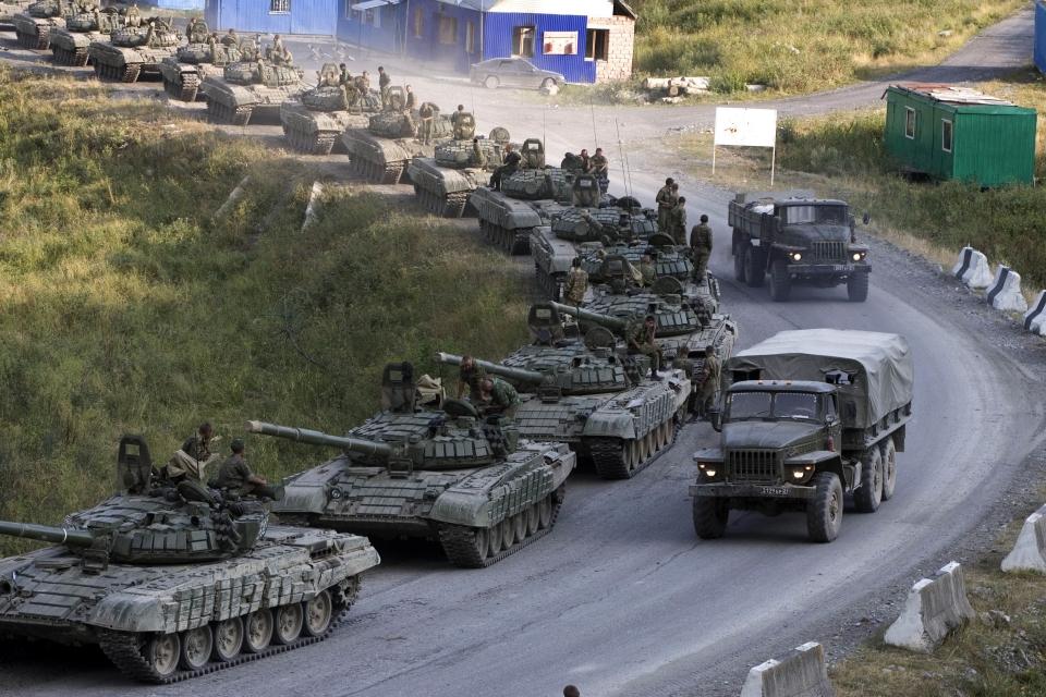 Украина будет наблюдать за российской обороной