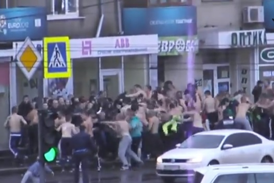 Милиция задержала 56 фанатов «Динамо» и «Металлиста»