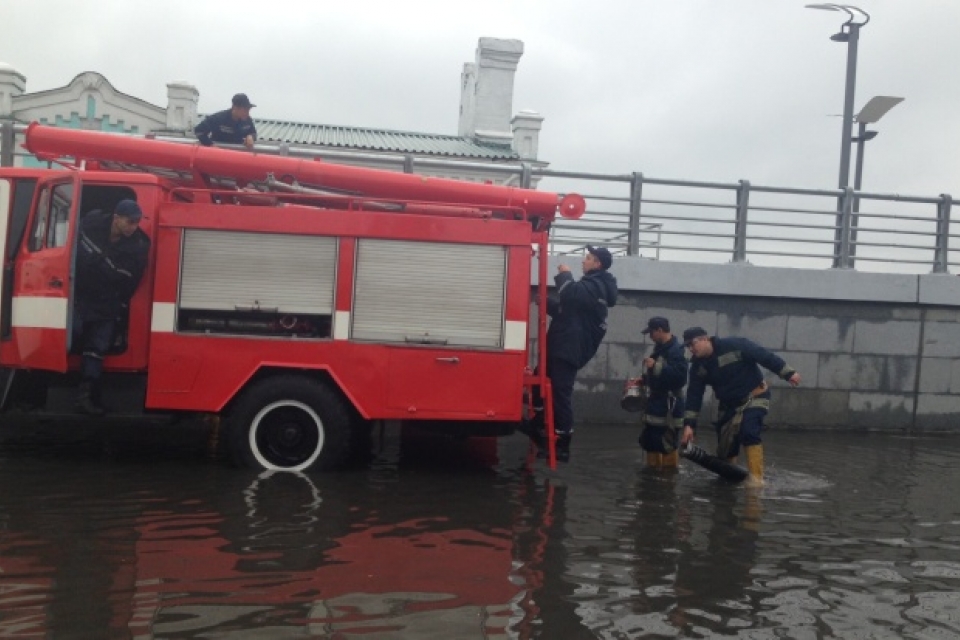 Киевские спасатели знают районы, где могут быть подтопления из-за дождей