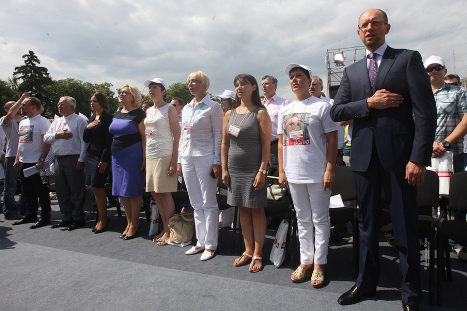 В «Батькивщине» никто не знал, что Тимошенко согласится уехать заграницу