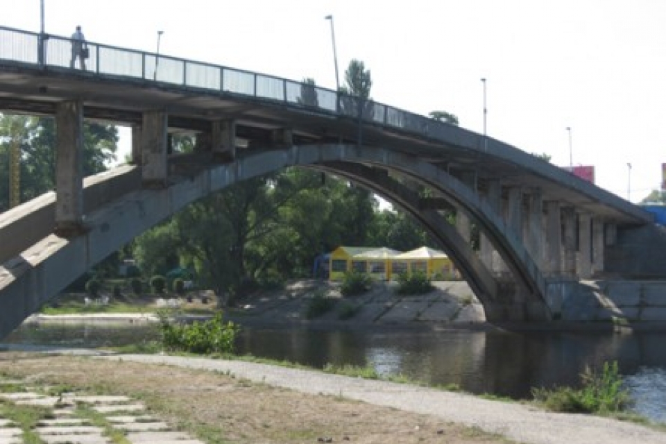 Венецианский мост в Киеве откроют и подсветят