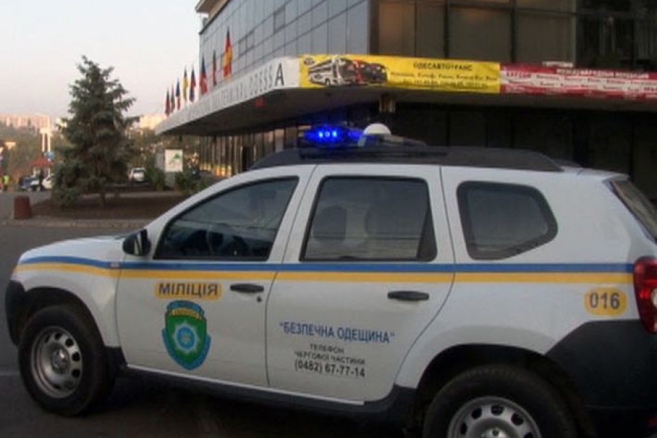 Милиция поймала подростка, «заминировавшего» вокзал и больницу в Одессе