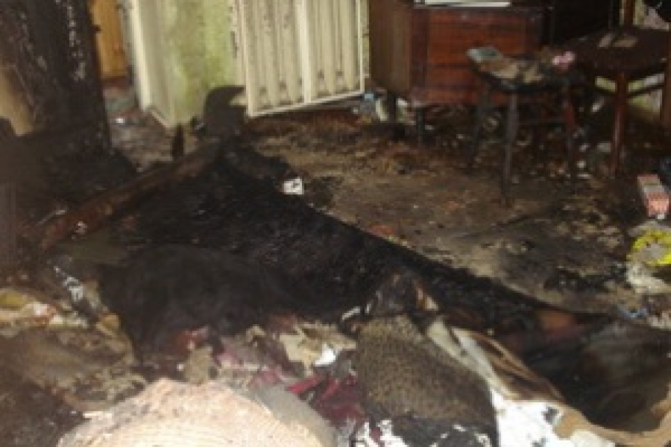 В Киеве загорелся многоквартирный дом