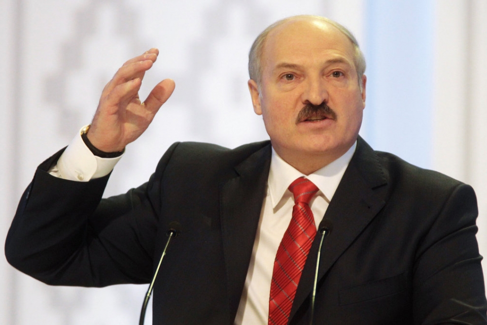 Лукашенко потребовал запретить въезд в Беларусь Ксении Собачак "и всем этим дождям"