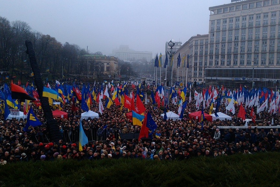 Эксперт: заигравшись в Майдан, оппозиция забыла о Тимошенко