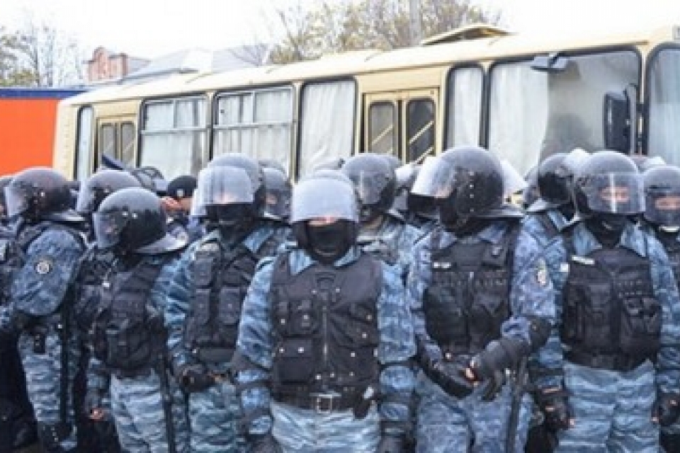 «Тигр» на Евромайдане приглашает оппозиционеров к диалогу с властью