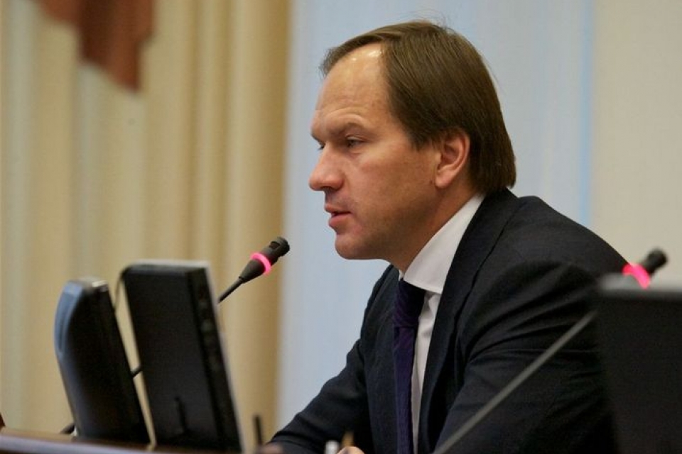 Во Франции ранен и ограблен губернатор Красноярска