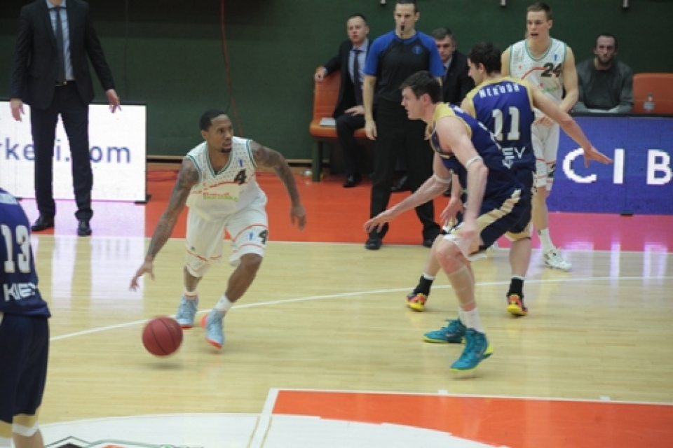 «Будивельнык» и «Химик» по-разному стартовали в топ-32 баскетбольного Еврокубка