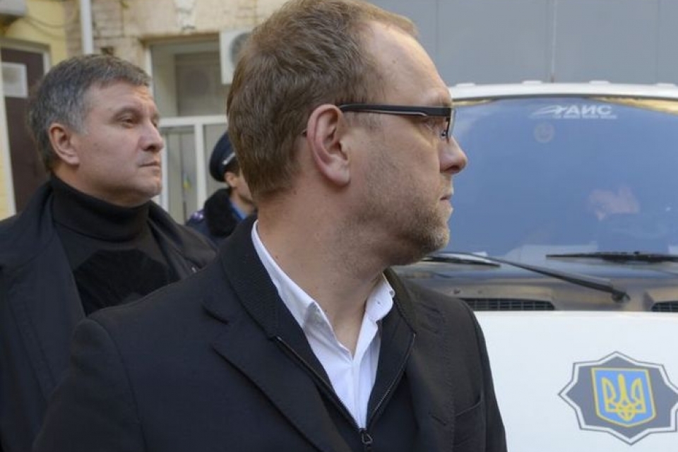 Власенко боится ареста 16 января