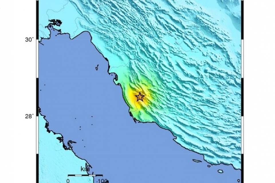 В Иране произошло сильное землетрясение возле АЭС в Бушере