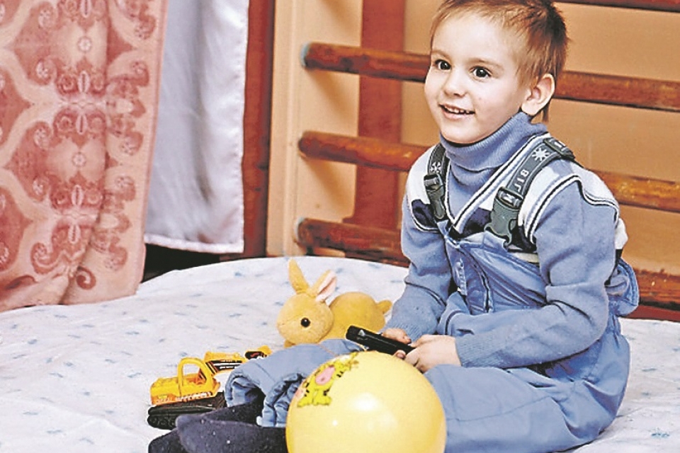 Чудо в Харькове: мальчик выздоровел после падения с 8 этажа