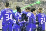 Игроков «Динамо» во Львове пытались ослепить лазерами