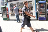 В преддверие лета мэрия Киева грозит убрать холодильники с пивом и мороженым с улиц