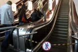 В киевском метро дождались отпусков, чтобы отремонтировать эскалаторы