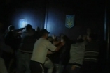 На Николаевщине люди штурмовали райотдел, где работает милционер-насильник