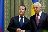 Медведев после встречи с Азаровым: «Мы будем следить за транзитом газа»