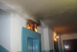 Пожар уничтожил лифт в киевской многоэтажке