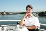 Единственная в Украине женщина-капитан дальнего плавания балует подчиненных выпечкой