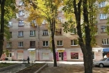 В Киеве под суд отправили мошенников, восемь раз за день сдававших одну и ту же квартиру