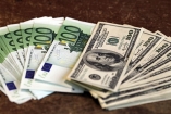 Украинцы переключатся с доллара на евро