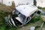 Под Одессой водитель маршрутки потерял сознание и врезался в грузовик