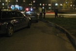 В Киеве водитель на "Ауди" сбил пешехода и скрылся