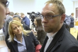 Суд отпустил Сергея Власенко под залог