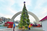 Киев начинает отмечать зимние праздники