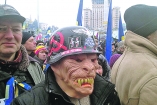 «Карнавал демократии» процветает в центре Киева