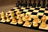 Перед самоубийством китаец убил соседа, чтобы на том свете играть с ним в шахматы